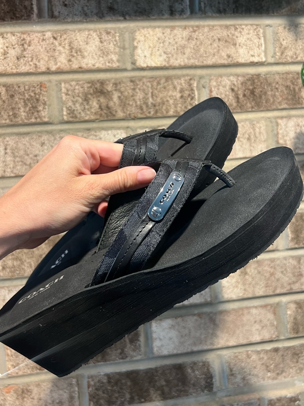 Coach Jaden Platform Thong Sandals - Picture 3 of 12